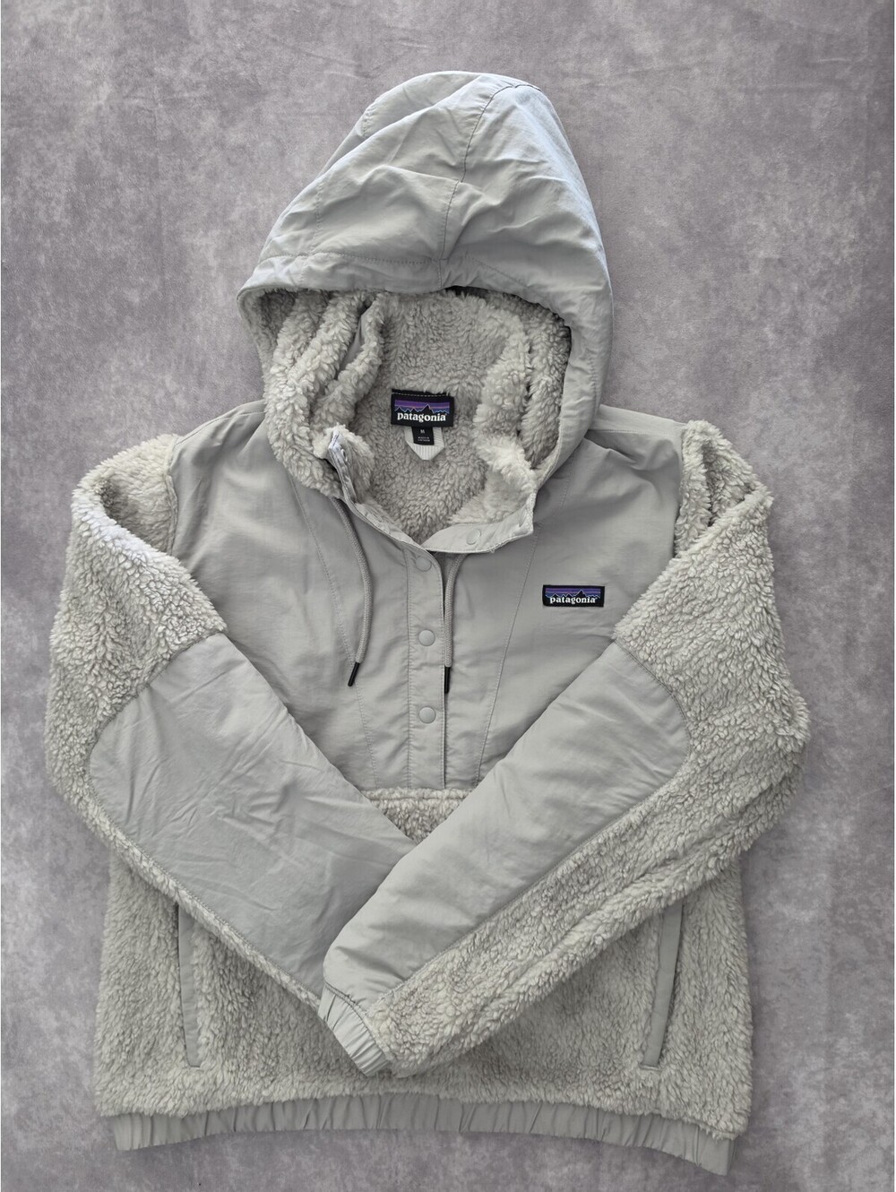 SKU0339 Patagonia Women's Medium Shelled Retro-X Fleece Hoodie Jacket Ivory NWOT